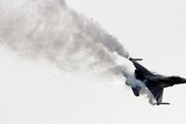 Έπεσε F-16 στην Ανδραβίδα - Σώος ο πιλότος