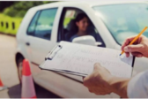 Δίπλωμα οδήγησης: Ριζικές αλλαγές στις εξετάσεις - Οδηγοί από τα 17 αλλά με συνοδό