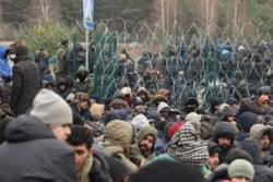Πολωνία - Λευκορωσία: Συνελήφθησαν 100 μετανάστες στα σύνορα - Περιορισμοί από Βηρυτό σε ταξίδια προς Μινσκ